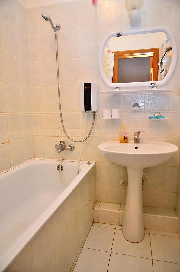 Mikhailivskyi Lane 9 B Apartment Kiev